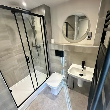 Luxury 2-bedroom Penthouse With Stunning Views And Parking - Leeds Centre Leeds (West Yorkshire)
