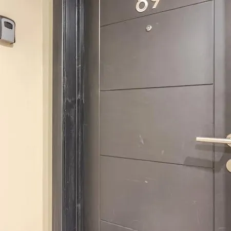 Luxury 2-bedroom Penthouse With Stunning Views And Parking - Centre Leeds (West Yorkshire)