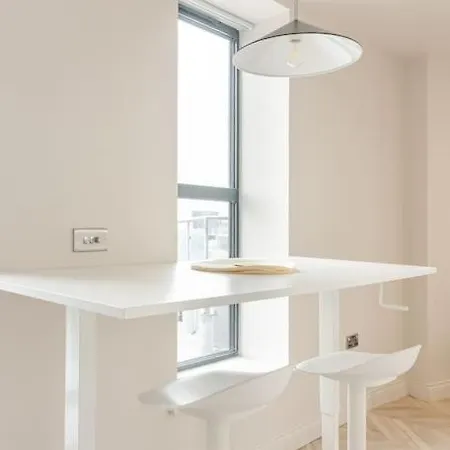 Luxury 2-bedroom Penthouse With Stunning Views And Parking - Centre Apartament Leeds (West Yorkshire)